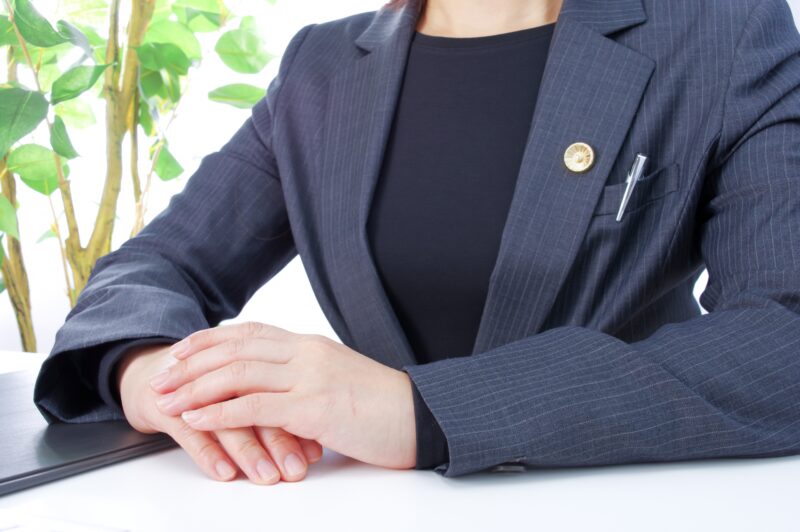 【まとめ】闇金の電話は無視せずに今すぐ弁護士に相談して対処してもらおう