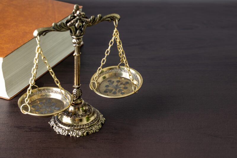 【まとめ】闇金は借金を完済させてくれない。今すぐ弁護士に相談して返済を終わらせよう