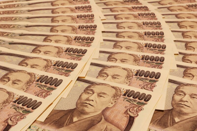 クレジットカードの現金化は闇金と同様違法な行為
