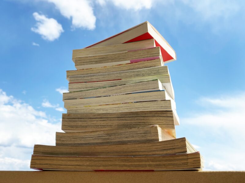 古本の出張買取で高価買取を目指すなら複数の業者で見積もりを！