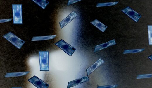 クレジットカードの現金化は闇金？危険な理由やリスクについて詳しく解説
